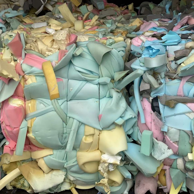 Venta al por mayor de residuos de esponjas Residuos de esponjas trituradas Residuos de esponjas Envases de esponjas